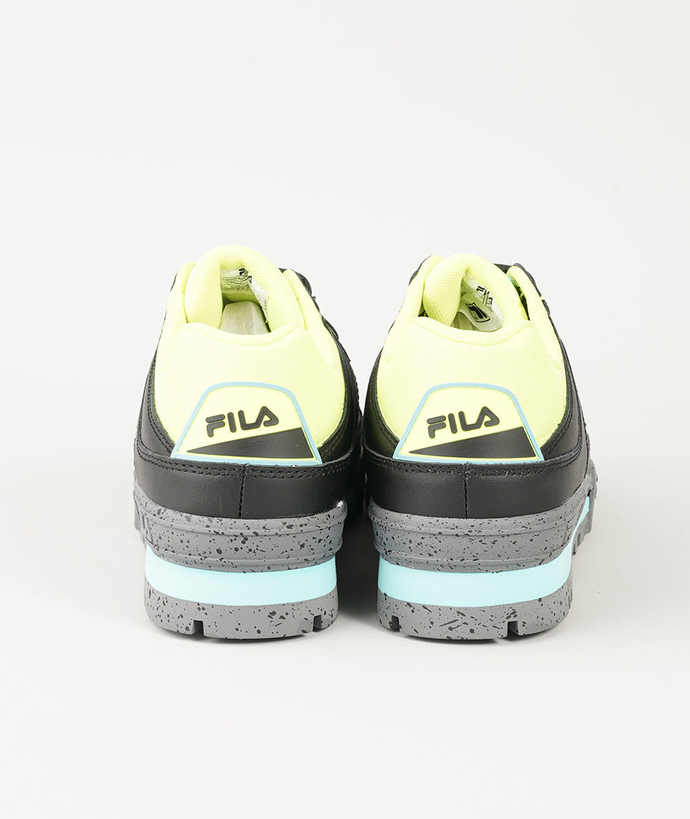 
                  
                    FILA TRAILBLAZER
                  
                