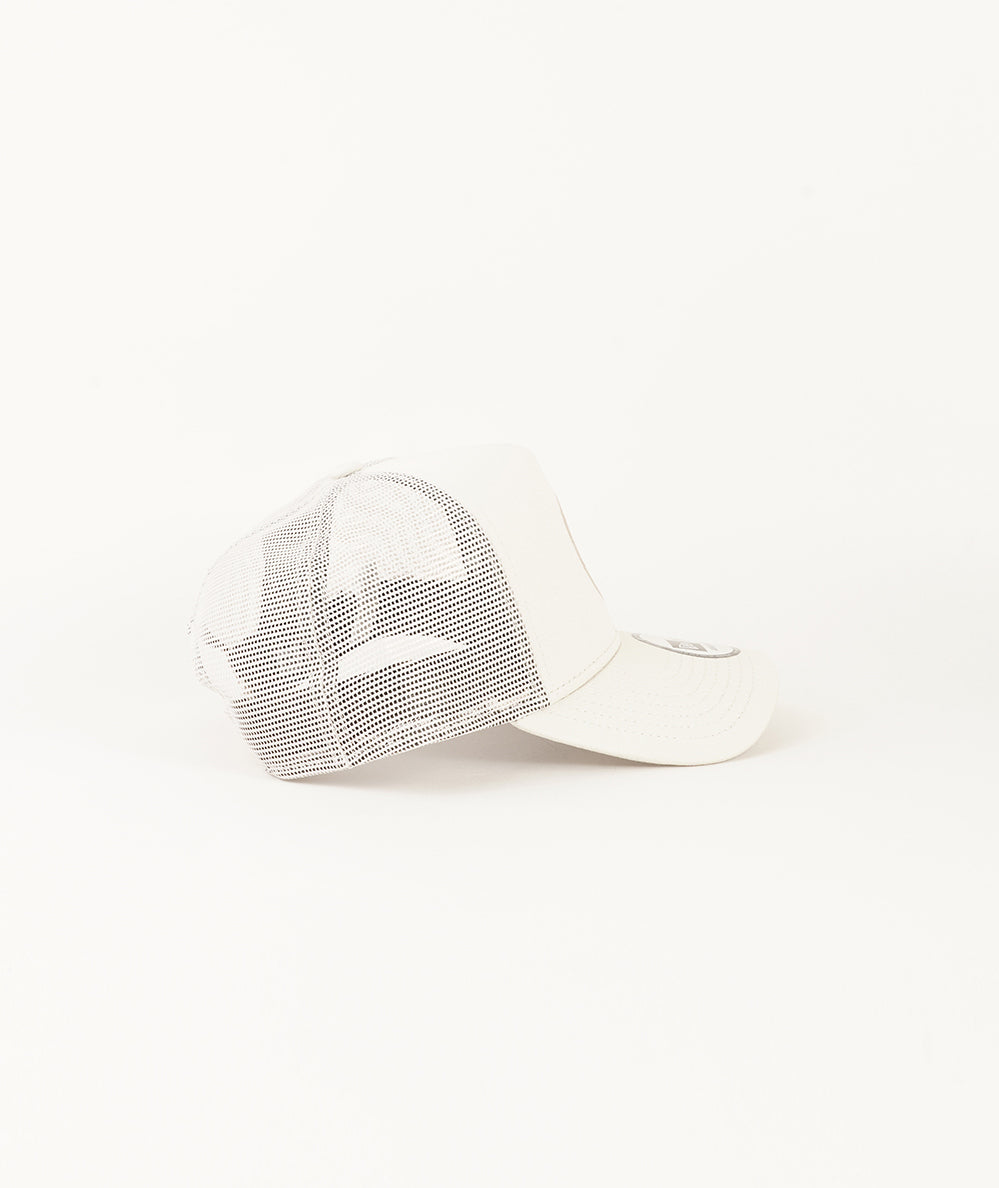 
                  
                    NEW ERA TONAL ER TRUCKER
                  
                