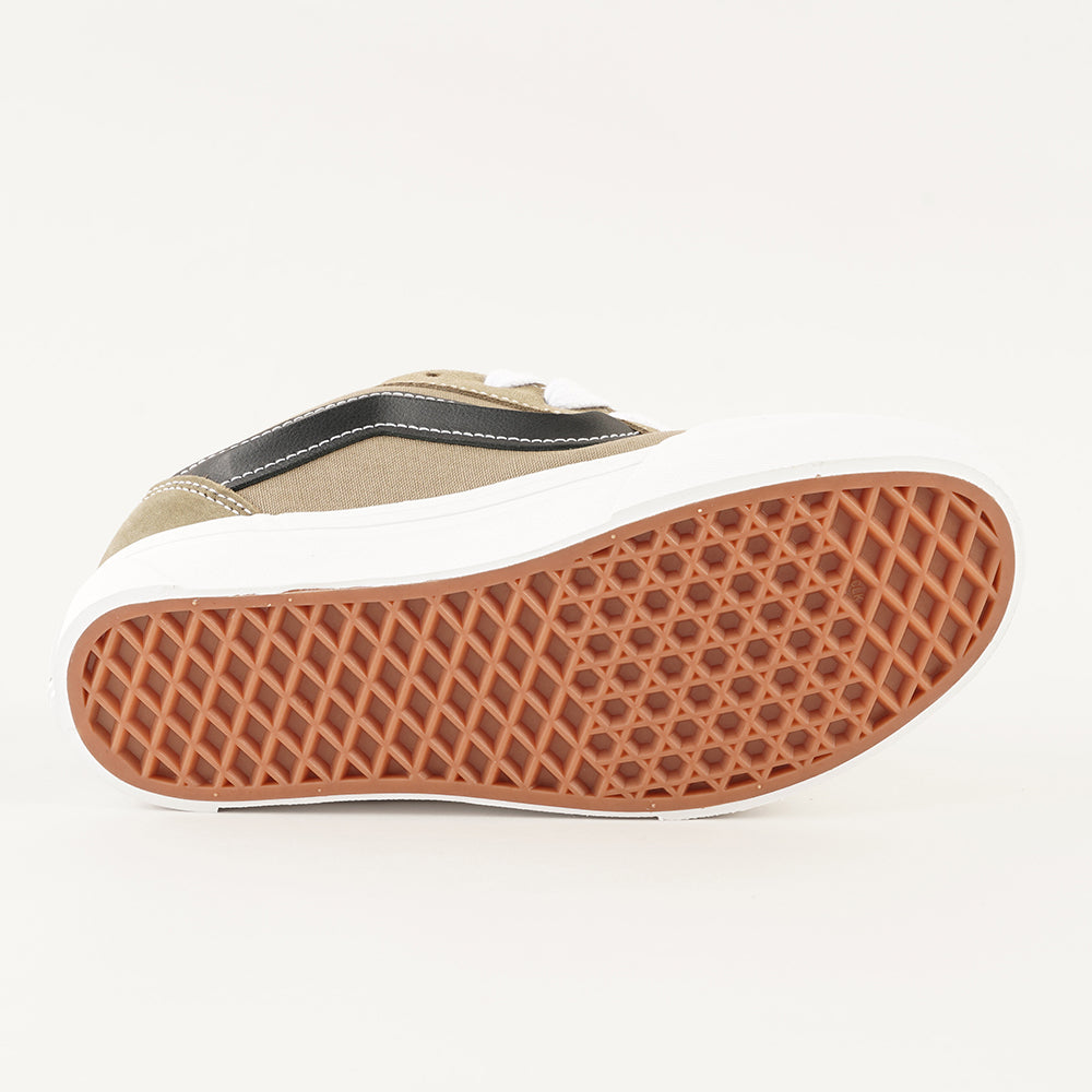 
                  
                    VANS KNU SKOOL
                  
                