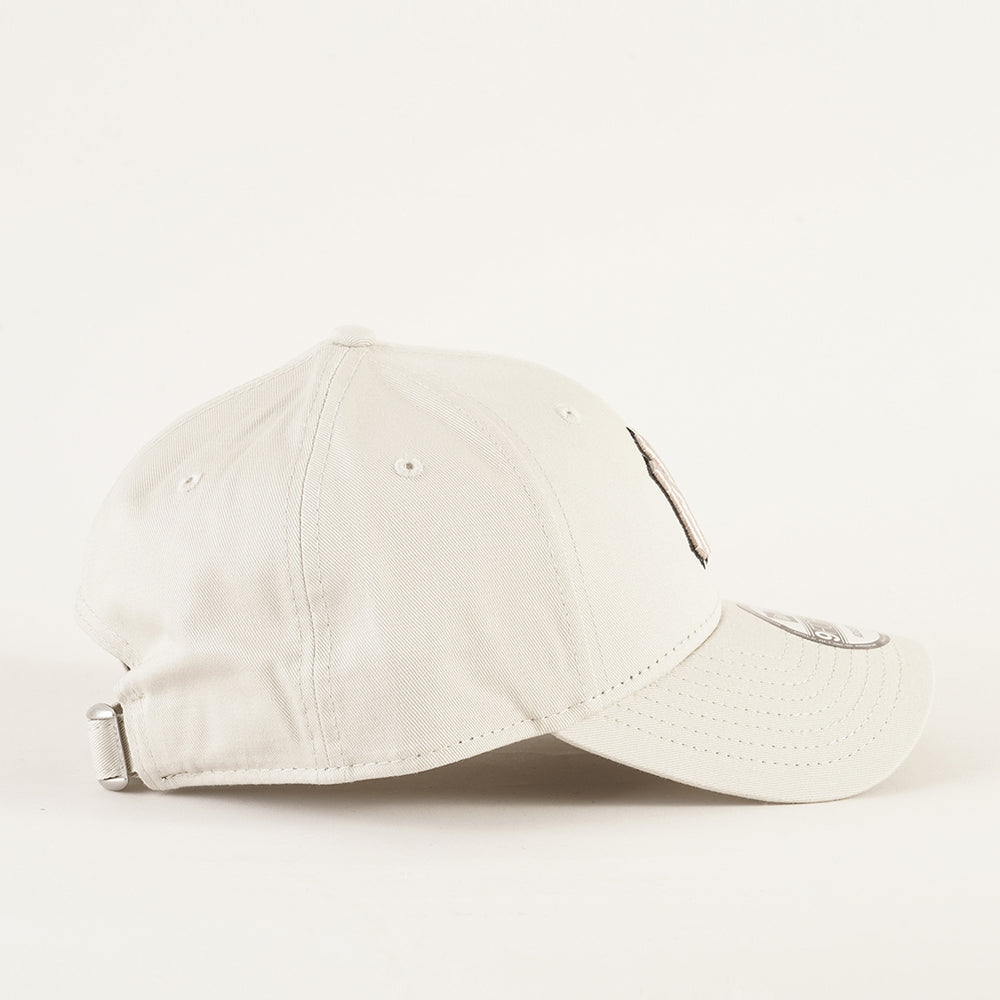 
                  
                    NEW ERA BERRETTO
                  
                