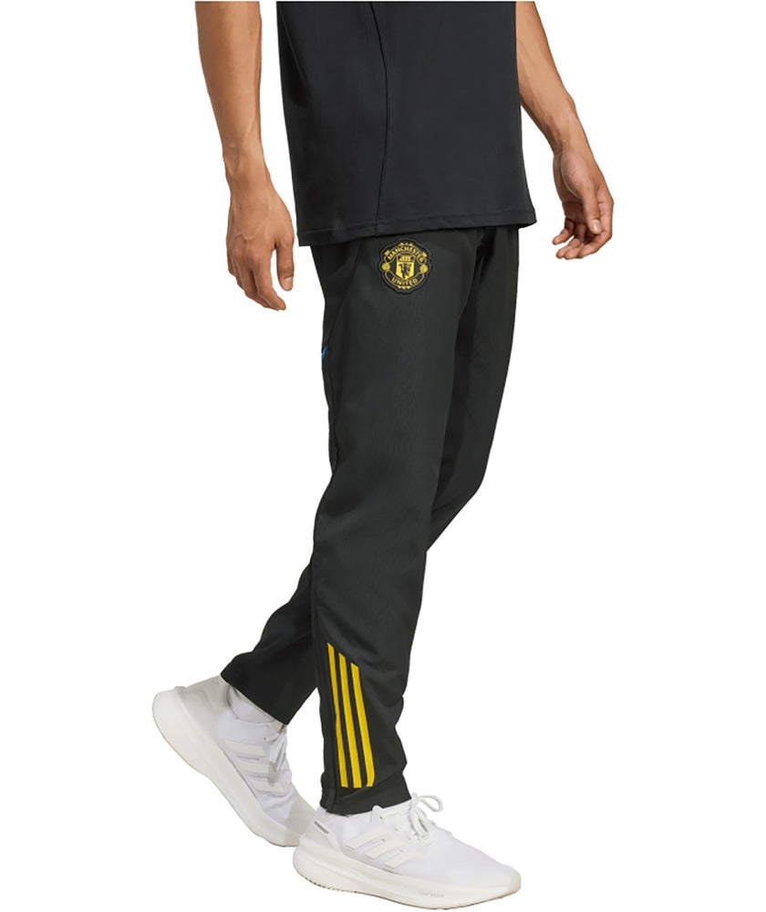 
                  
                    ADIDAS Manchester United
                  
                