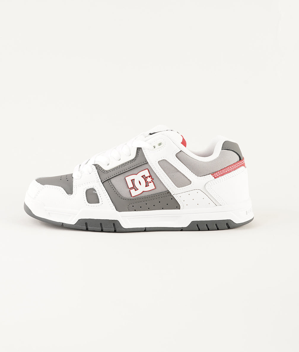 
                  
                    DCSHOECOUSA COURT GRAFFIK
                  
                