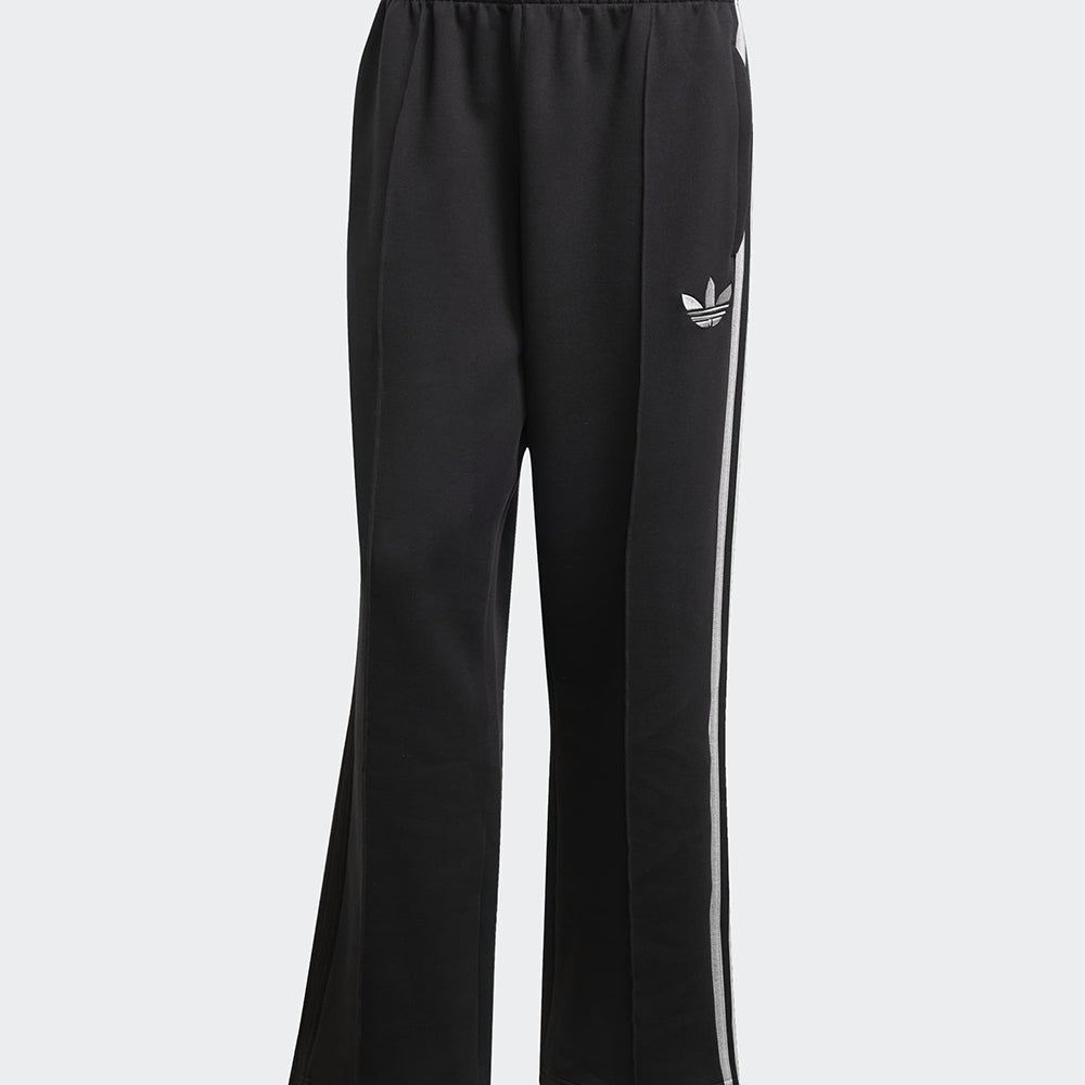 
                  
                    ADIDAS PANTALONI BAGGY
                  
                