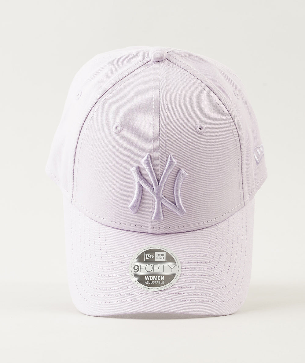 
                  
                    NEW ERA BERRETTO
                  
                