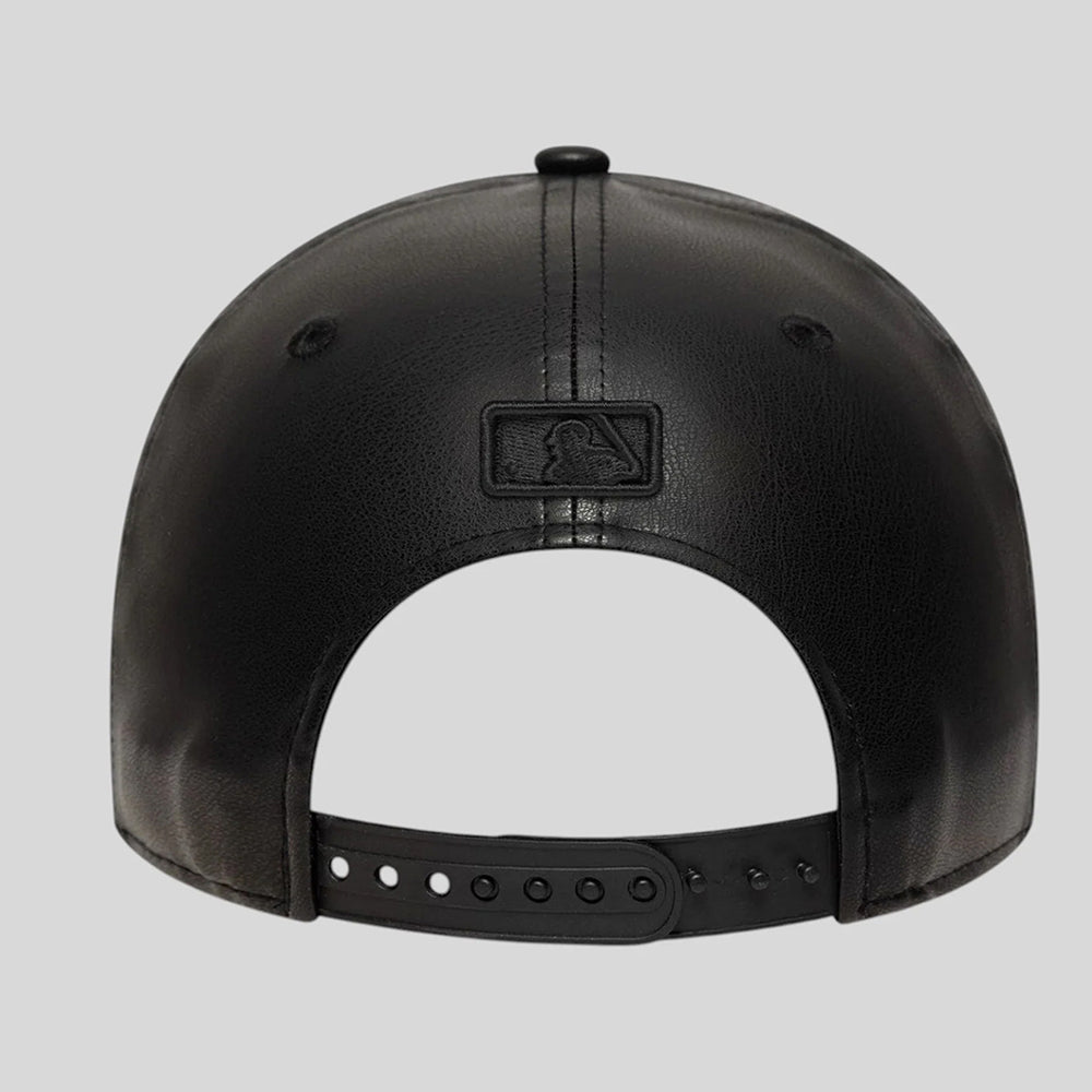
                  
                    NEW ERA PU 9FORTY
                  
                
