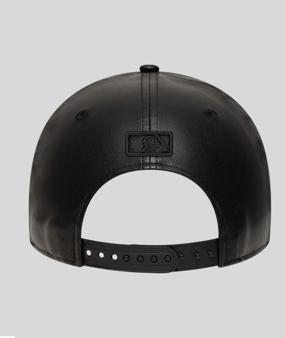 
                  
                    NEW ERA PU 9FORTY
                  
                