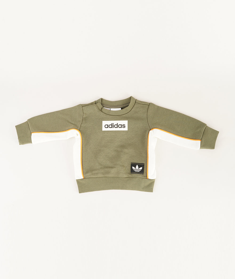 
                  
                    ADIDAS CREW SET
                  
                