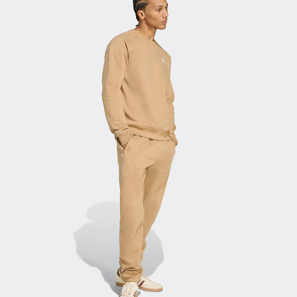 
                  
                    ADIDAS TREFOIL
                  
                