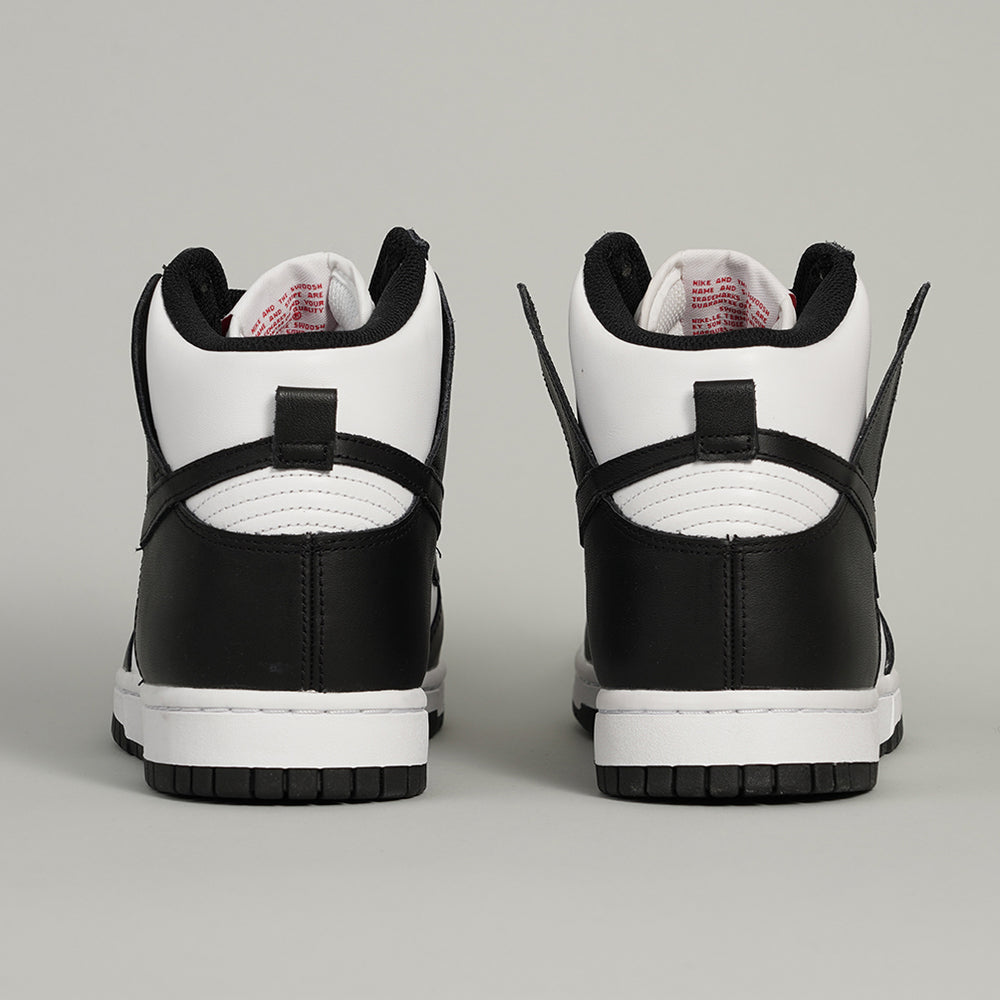 
                  
                    NIKE DUNK HIGH PANDA
                  
                