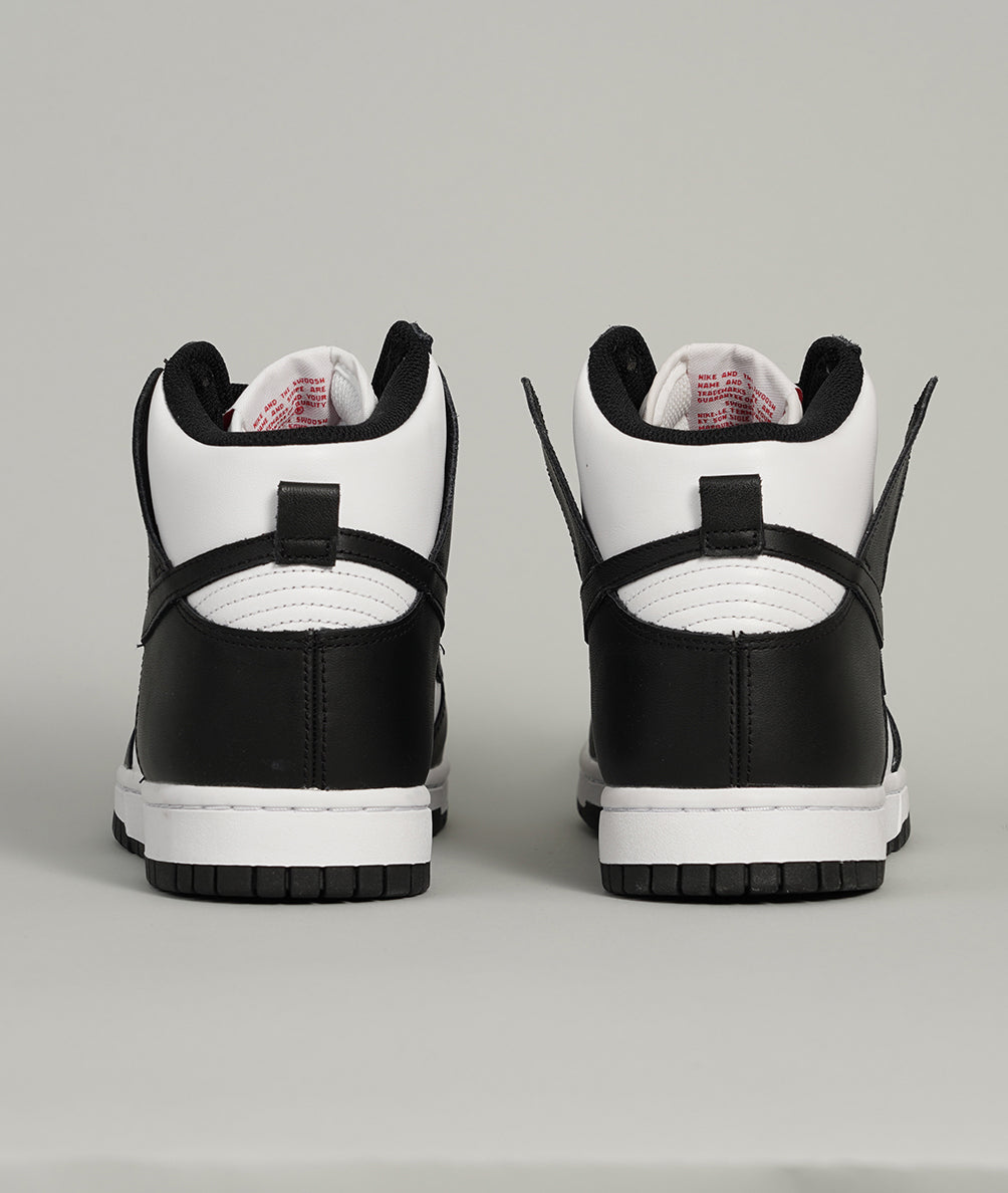 
                  
                    NIKE DUNK HIGH PANDA
                  
                
