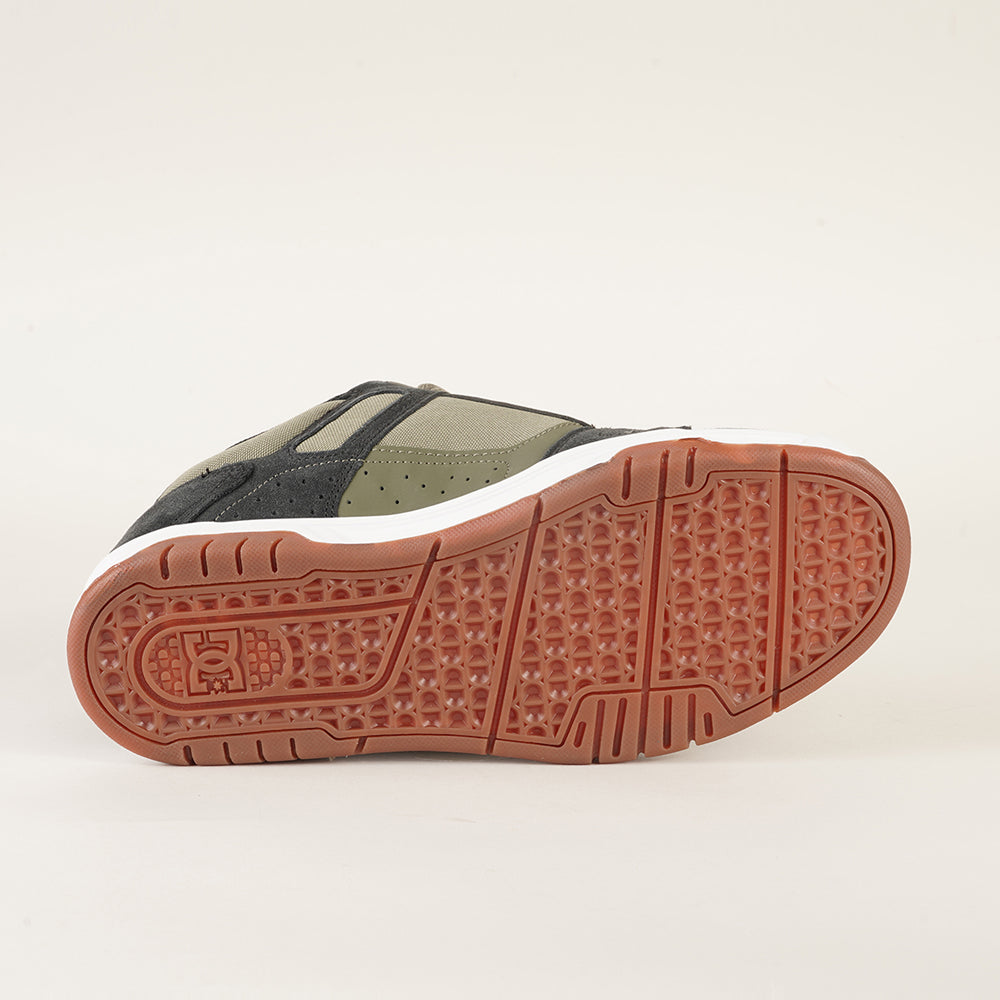
                  
                    DCSHOECOUSA COURT GRAFFIK
                  
                