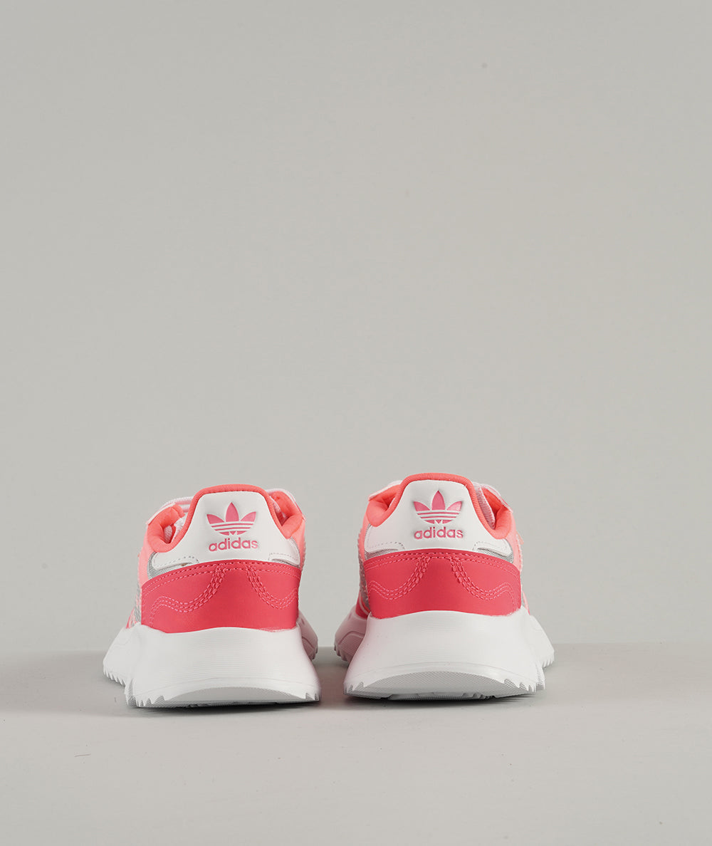 
                  
                    ADIDAS RETROPY F2
                  
                