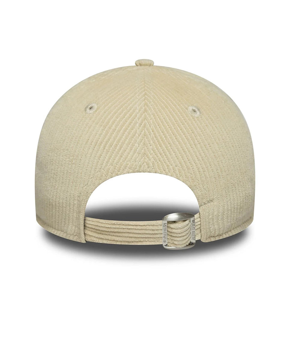 
                  
                    NEW ERA BERRETTO CREAM
                  
                