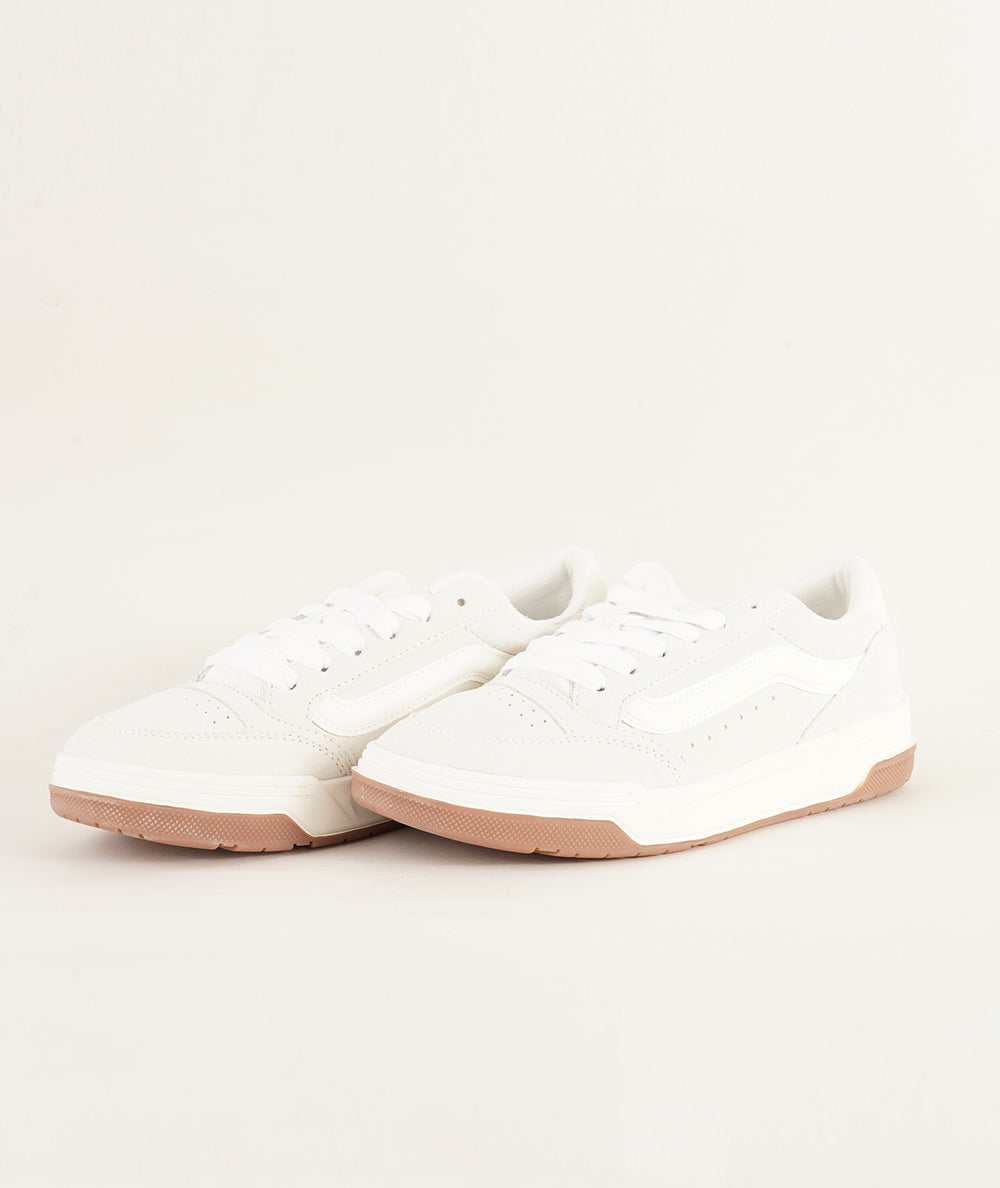 
                  
                    VANS HYLANE
                  
                