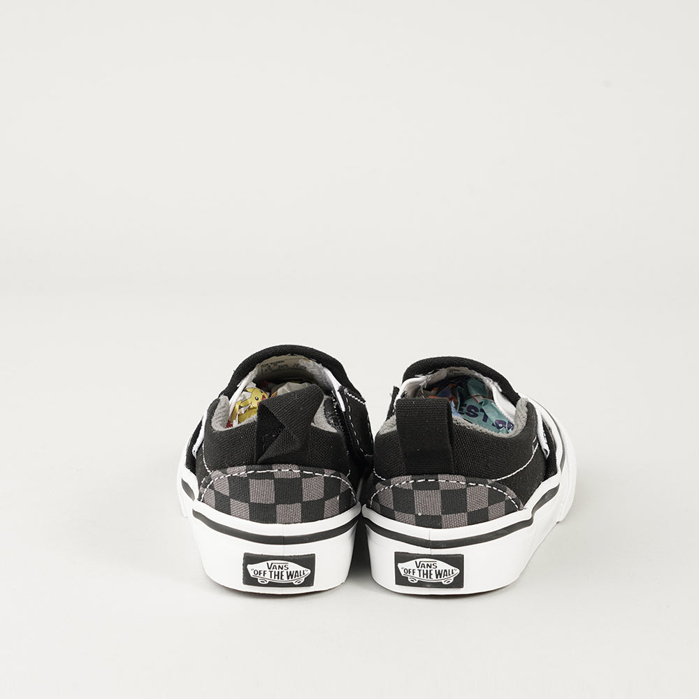 
                  
                    VANS SLIP-ON V
                  
                