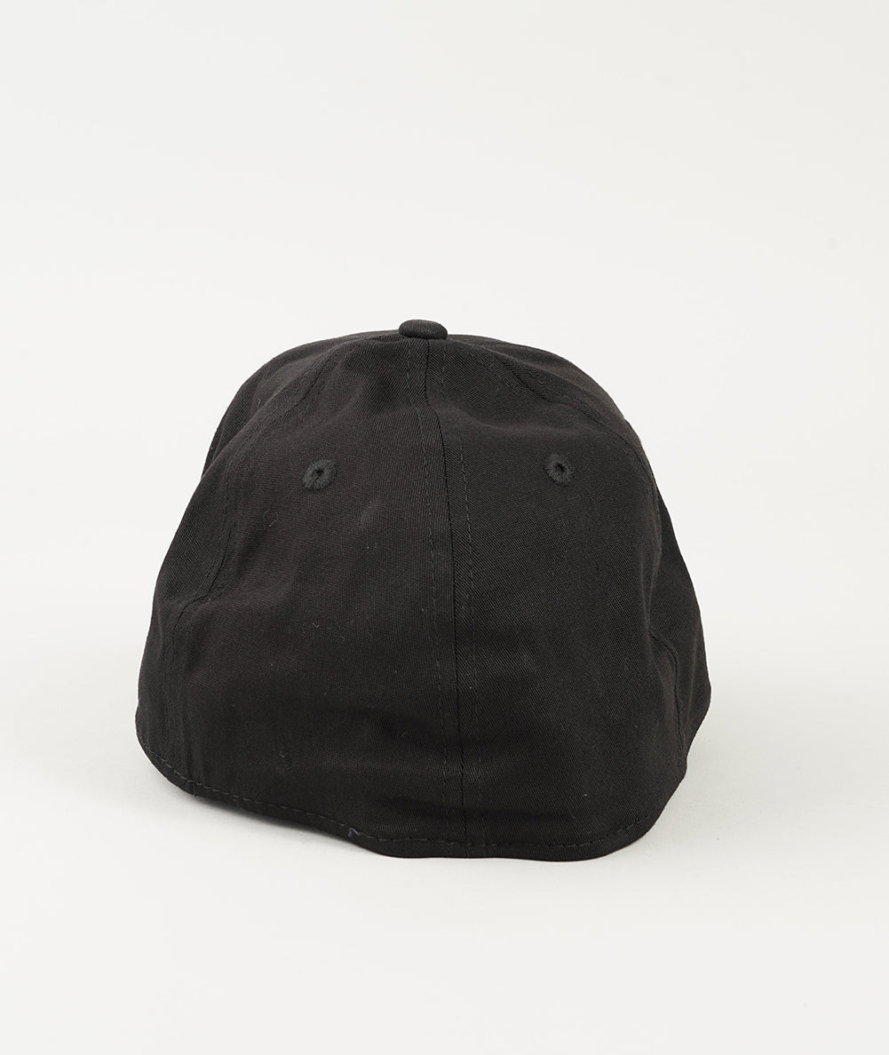 
                  
                    NEW ERA BERRETTO
                  
                