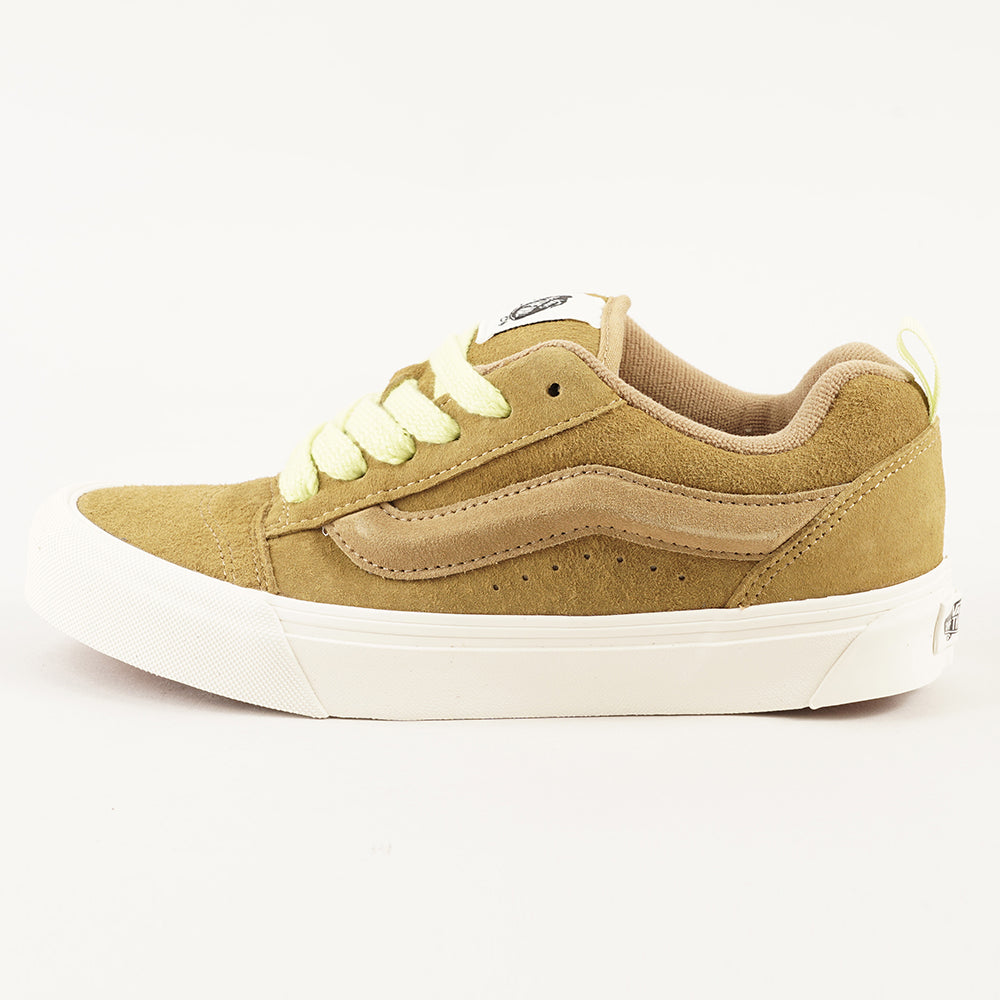 
                  
                    VANS KNU SKOOL
                  
                