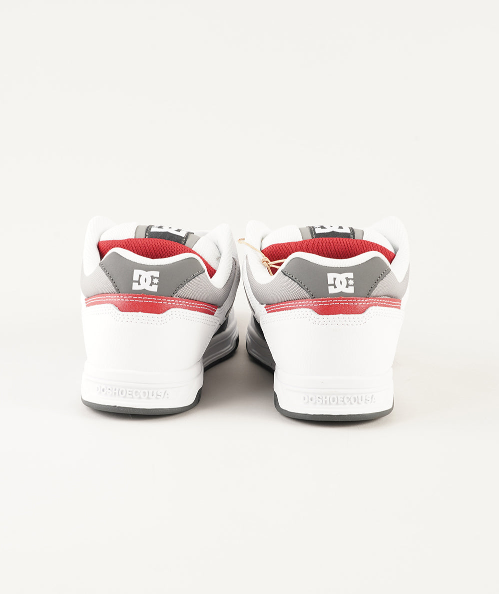 
                  
                    DCSHOECOUSA COURT GRAFFIK
                  
                