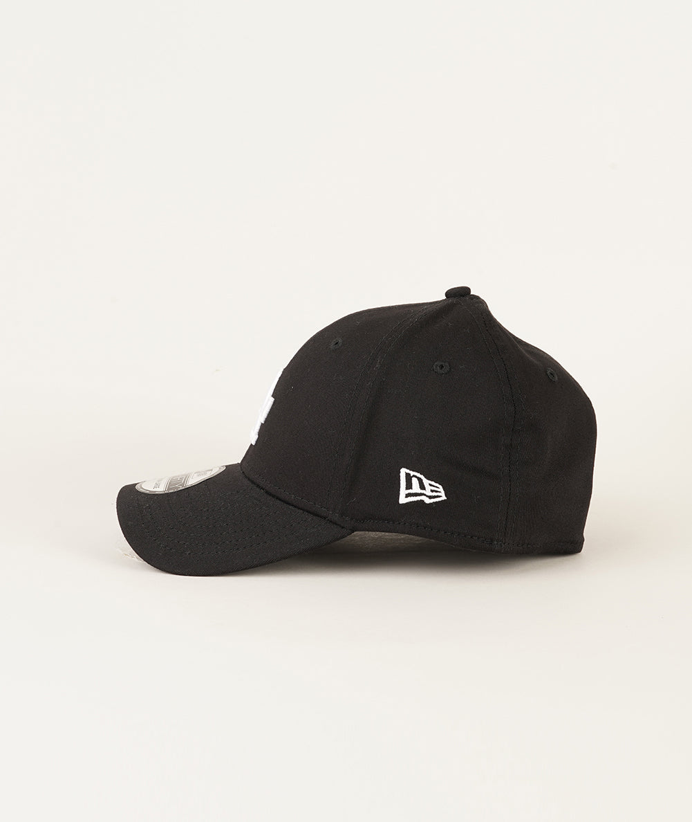 
                  
                    NEW ERA 39THIRTY
                  
                