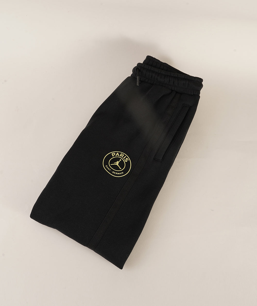 
                  
                    JORDAN PANTALONI JORDAN
                  
                