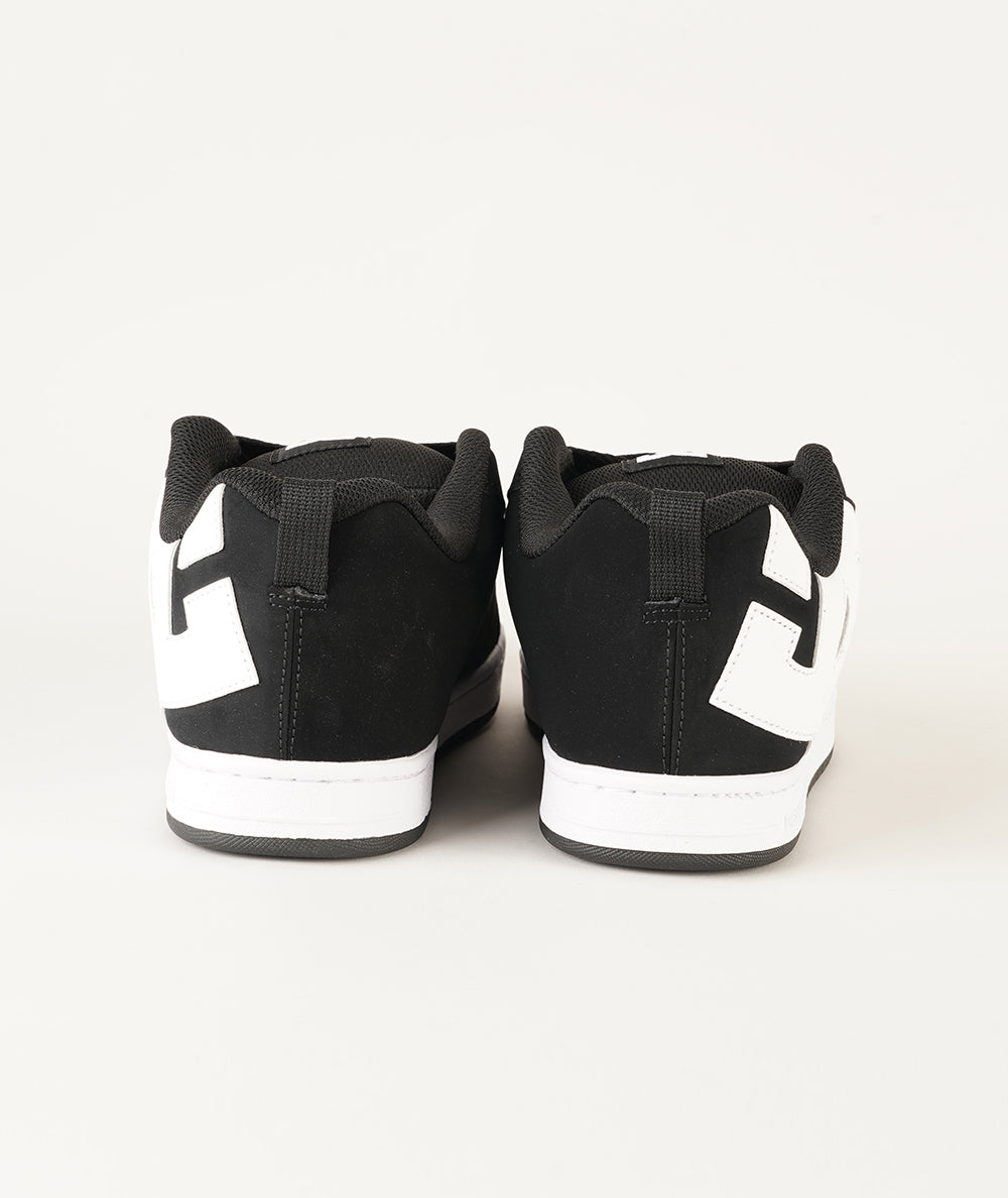 
                  
                    DCSHOECOUSA COURT GRAFFIK
                  
                
