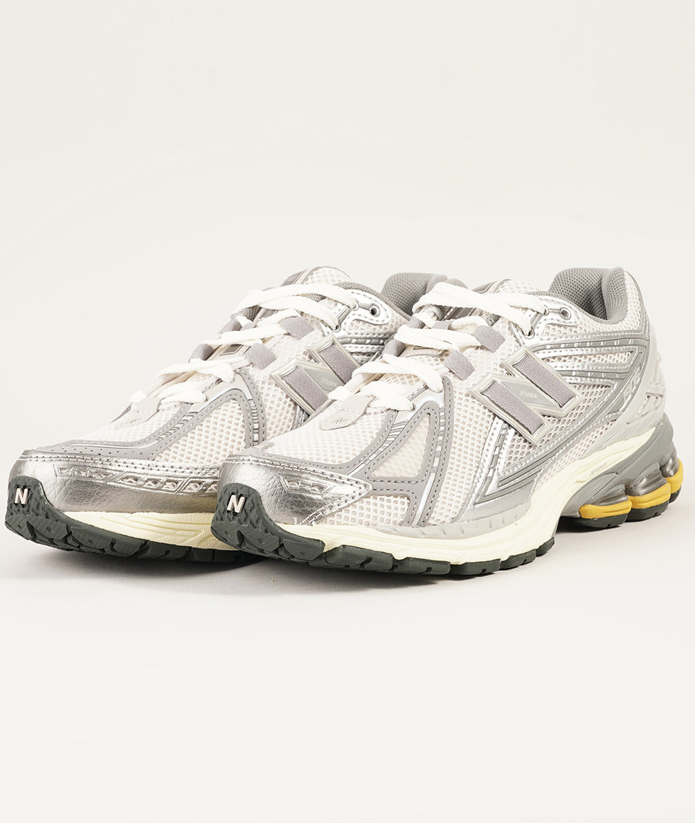 
                  
                    NEW BALANCE NEW BALANCE 1906
                  
                