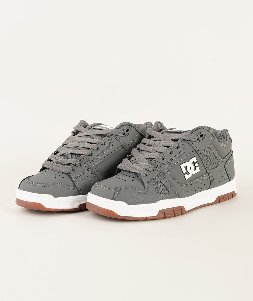 
                  
                    DCSHOECOUSA COURT GRAFFIK
                  
                