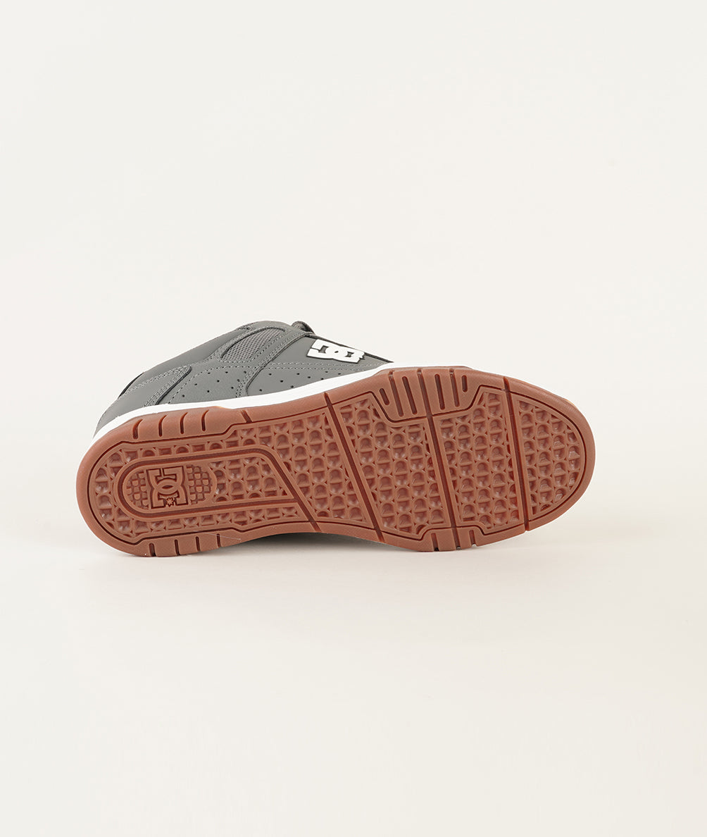 
                  
                    DCSHOECOUSA COURT GRAFFIK
                  
                