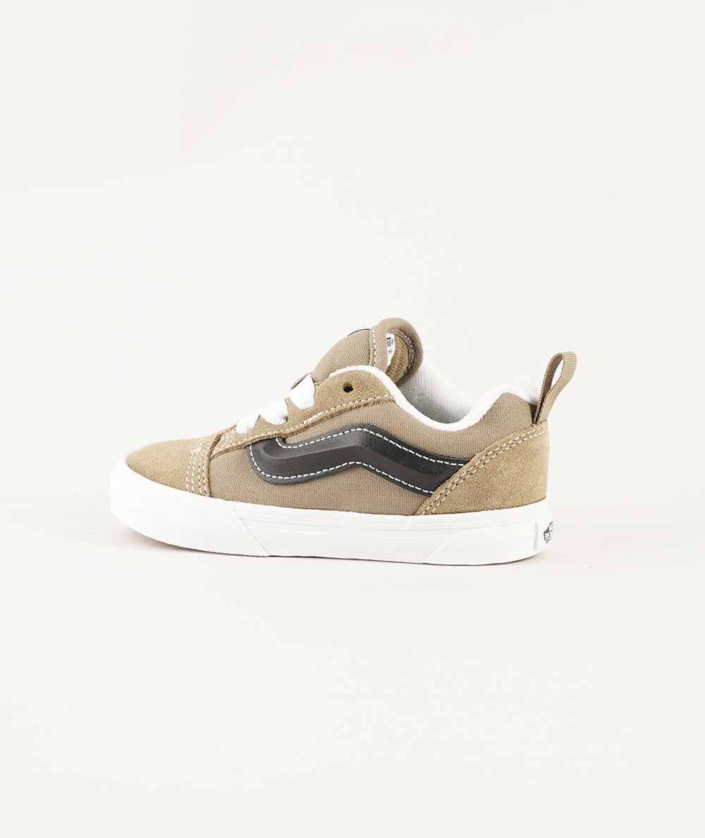
                  
                    VANS KNU SKOOL
                  
                