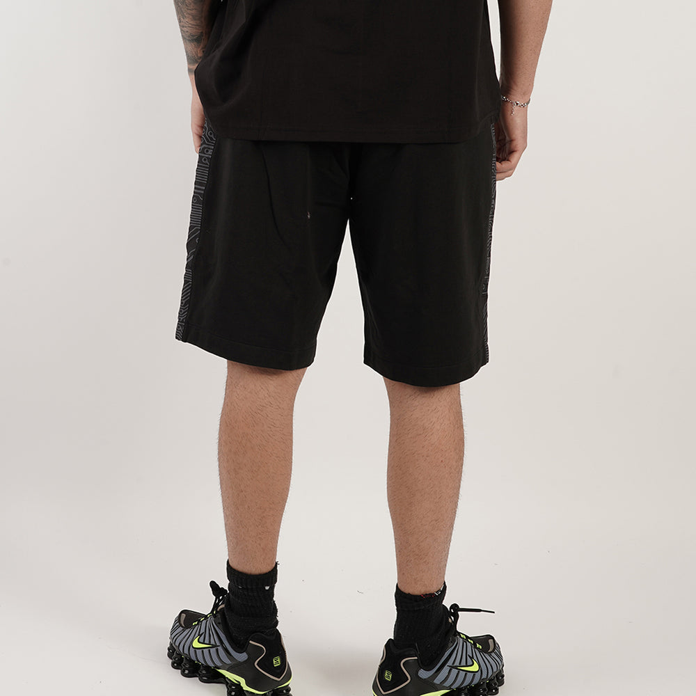 
                  
                    AUSTRALIAN PANTALONE V SMASH
                  
                