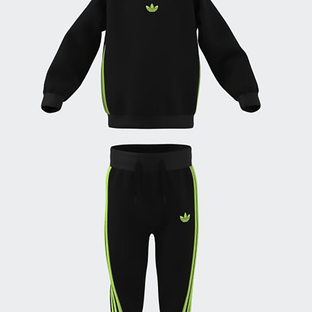 
                  
                    ADIDAS CREW SET
                  
                