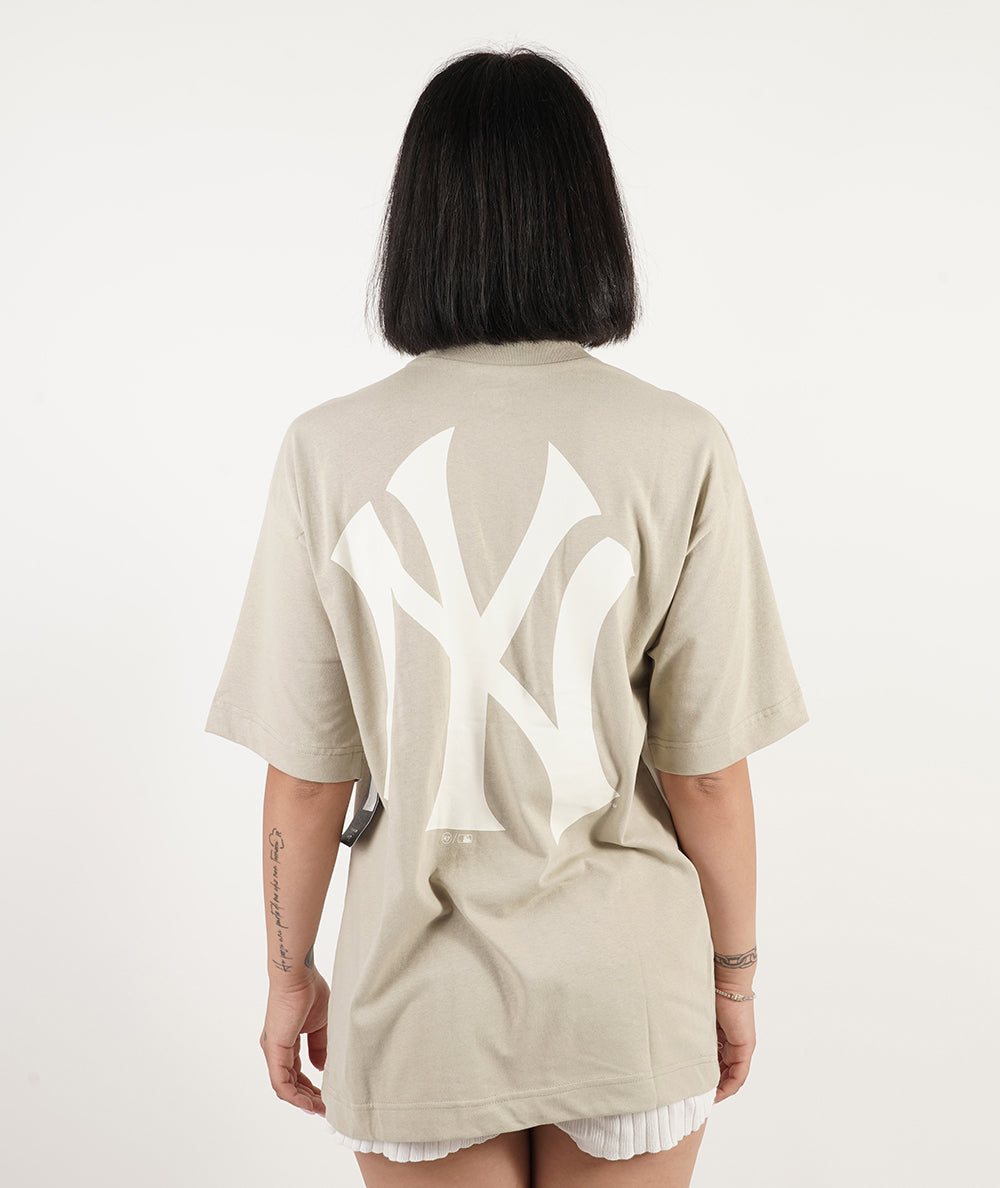 
                  
                    47 BRAND T-SHIRT
                  
                