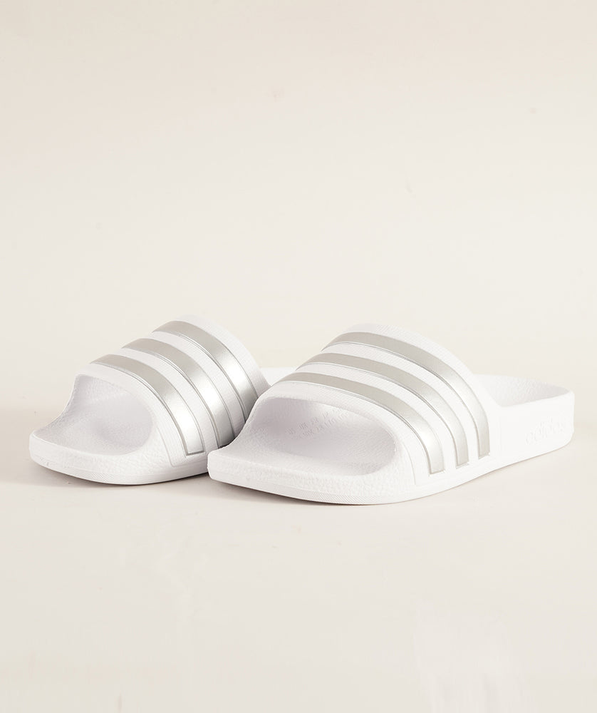 
                  
                    ADIDAS ADILETTE AQUA
                  
                