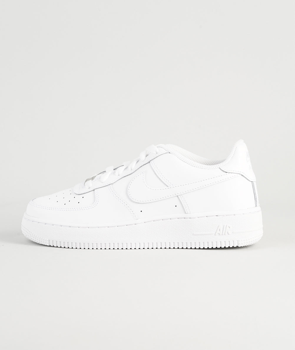 
                  
                    NIKE AIR FORCE 1 LE
                  
                