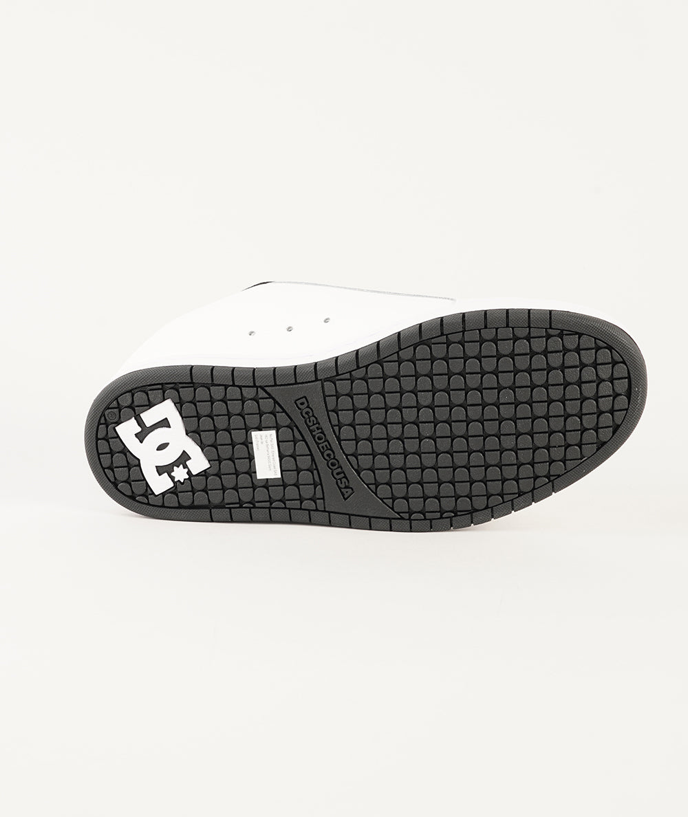 
                  
                    DCSHOECOUSA COURT GRAFFIK
                  
                