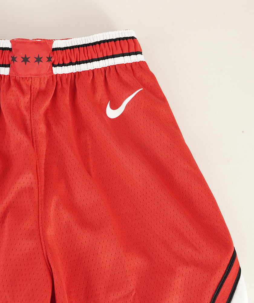 
                  
                    NIKE X NBA PANTALONCINI NBA
                  
                