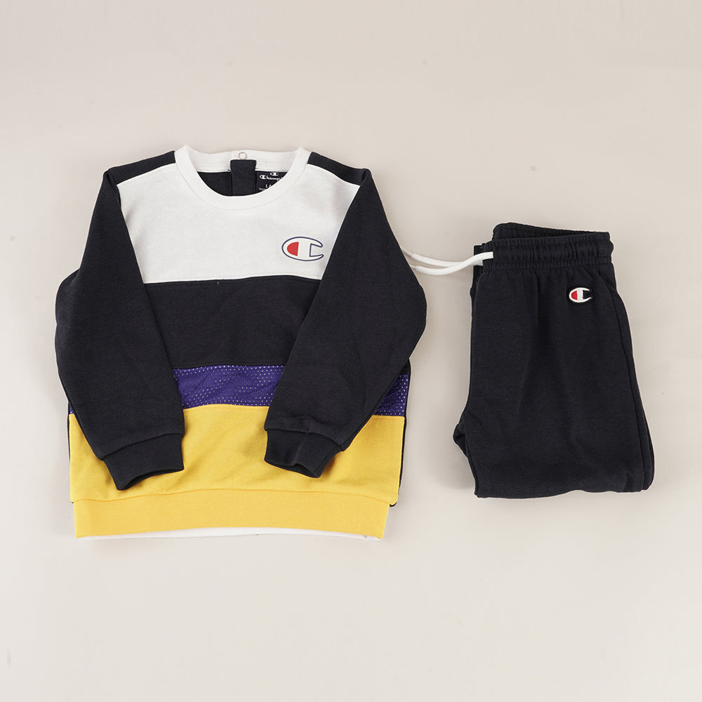
                  
                    CHAMPION CHA
                  
                