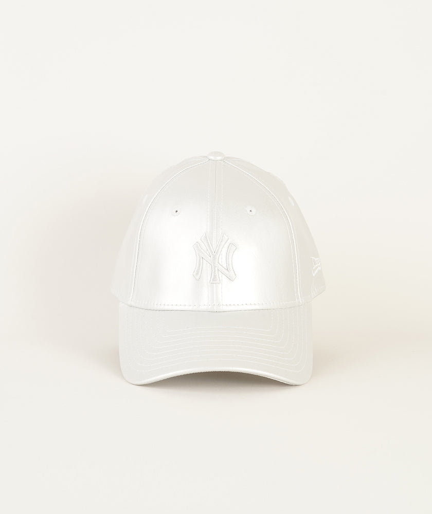 
                  
                    NEW ERA WMNS MIDI
                  
                