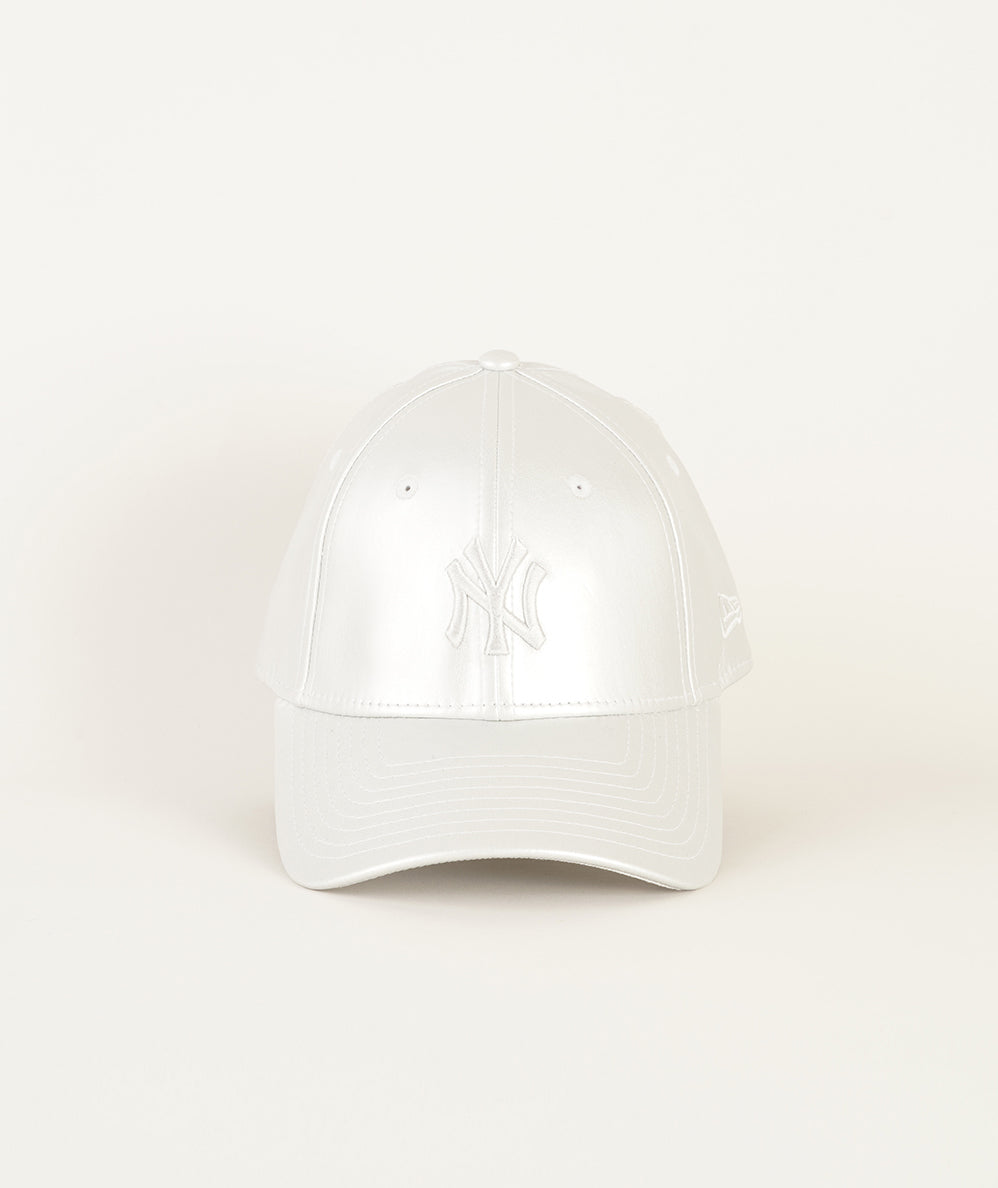 
                  
                    NEW ERA WMNS MIDI
                  
                