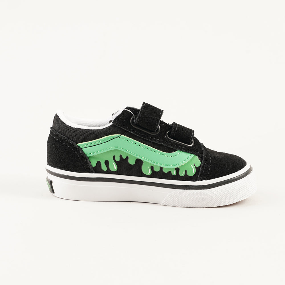 
                  
                    VANS OLD SKOOL V
                  
                