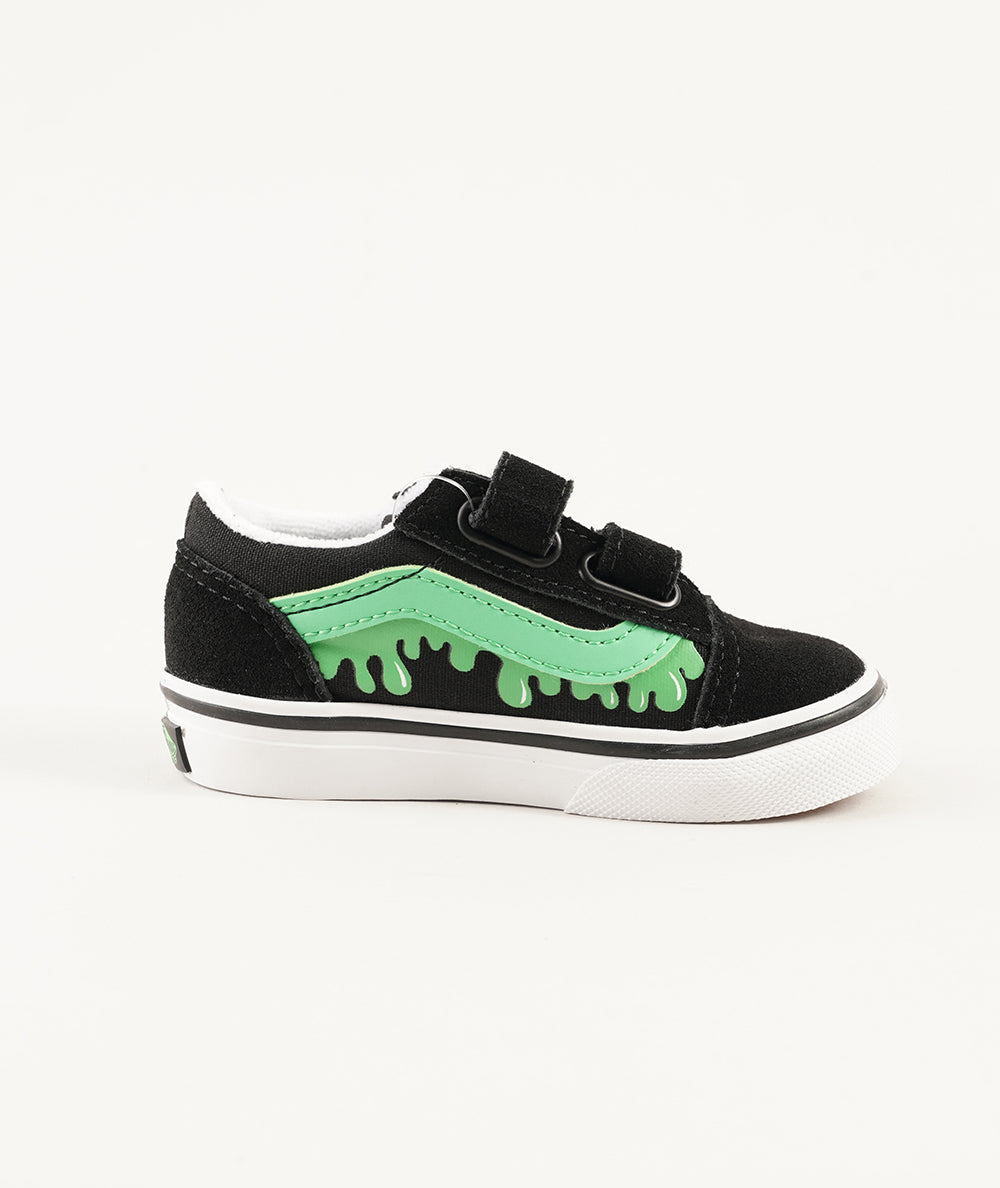 
                  
                    VANS OLD SKOOL V
                  
                