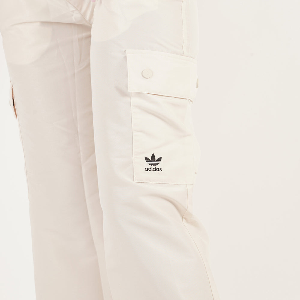 
                  
                    ADIDAS ESS WOVEN CARGO
                  
                