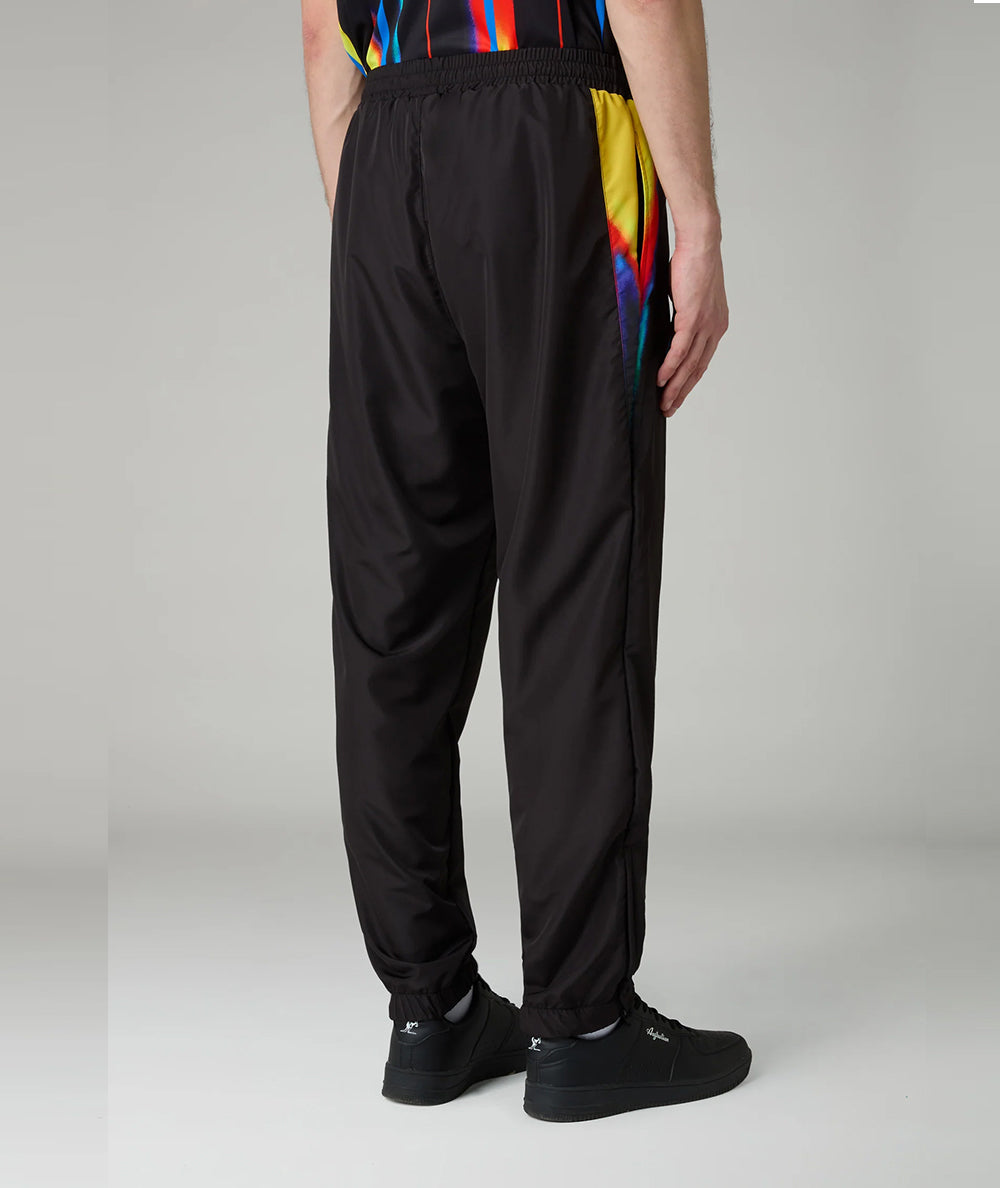 
                  
                    AUSTRALIAN PANTALONE V SMASH
                  
                