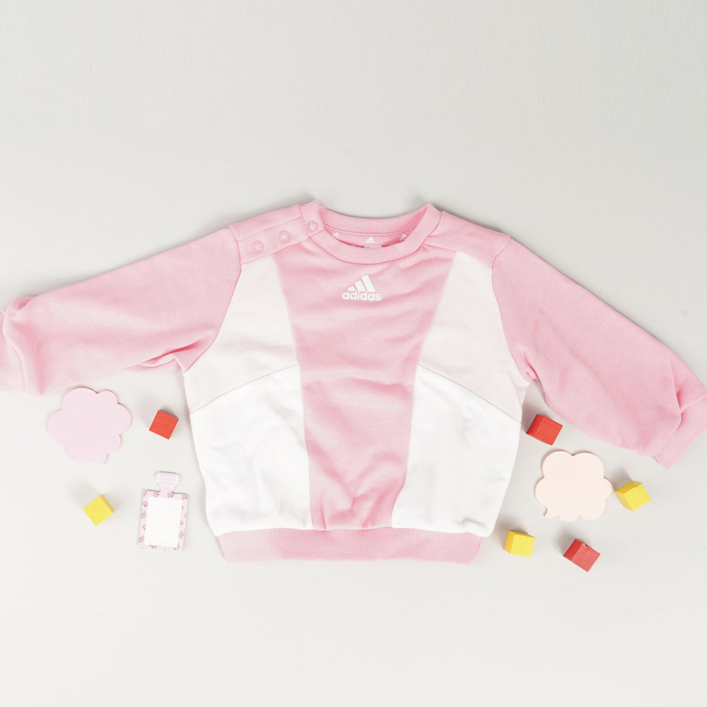
                  
                    ADIDAS ESSENTIALS
                  
                