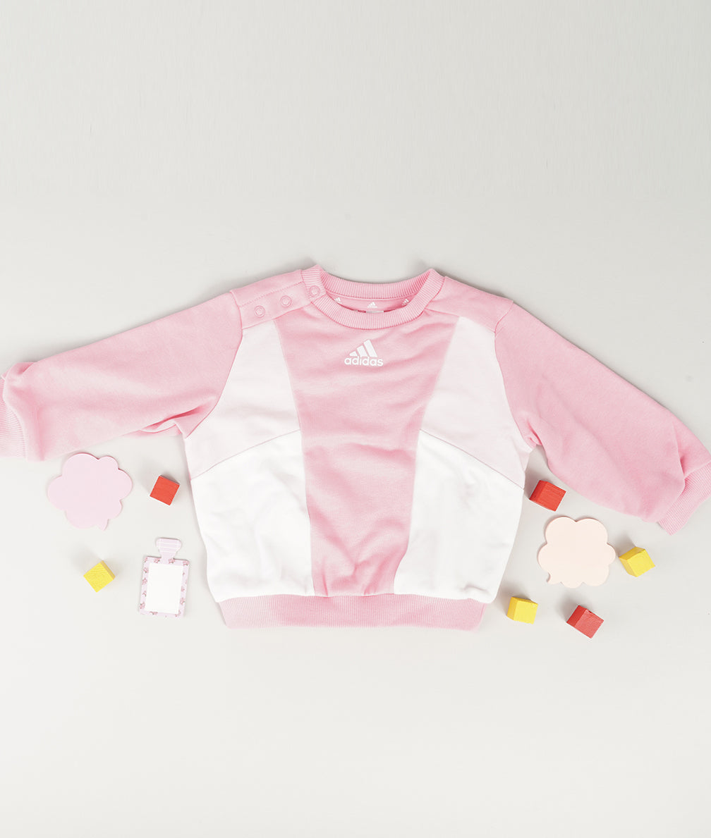 
                  
                    ADIDAS ESSENTIALS
                  
                