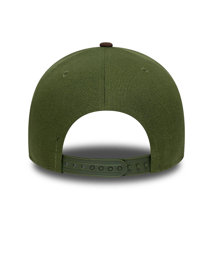 
                  
                    NEW ERA SUEDE VISOR
                  
                