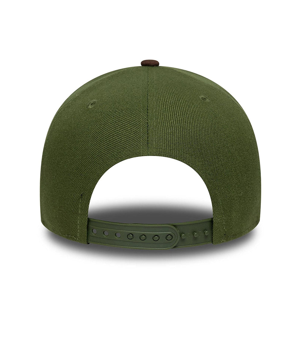 
                  
                    NEW ERA SUEDE VISOR
                  
                