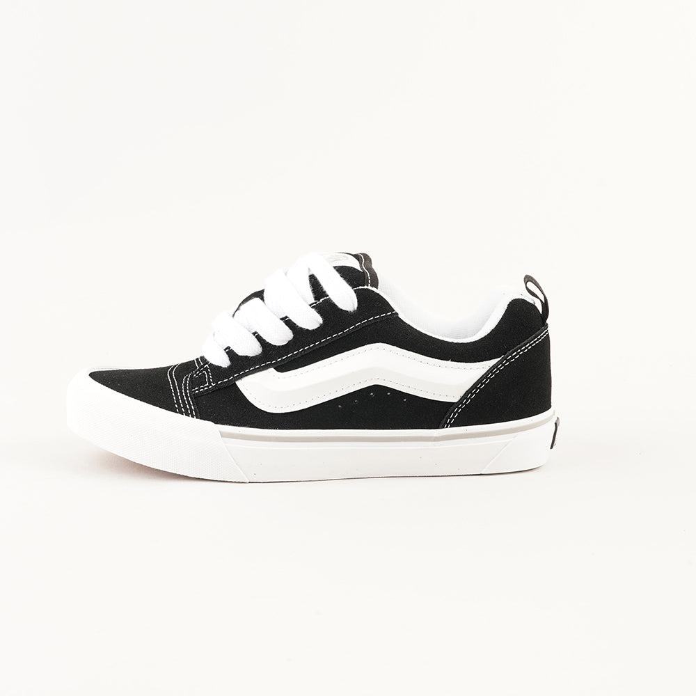 
                  
                    VANS KNU SKOOL
                  
                