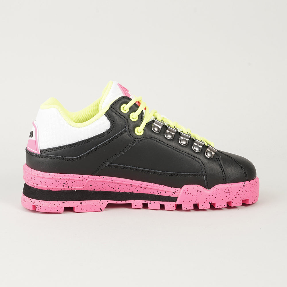 
                  
                    FILA TRAILBLAZER
                  
                