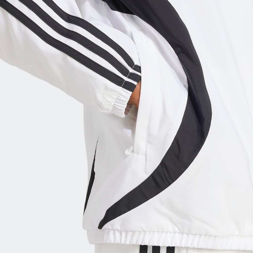 
                  
                    ADIDAS TEAMGEIST TT
                  
                
